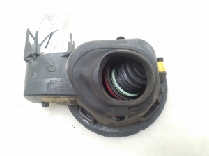  Fuel filler cap 