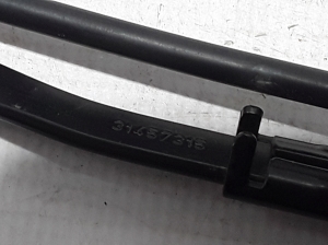  Windshield wiper blade 