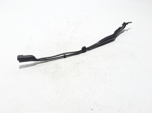  Windshield wiper blade 