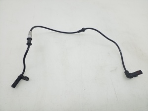 ABS-Sensor vorne - A2045400117