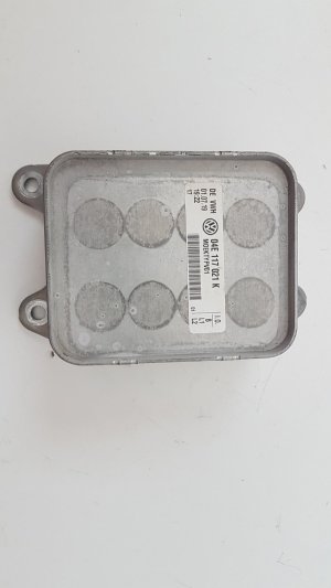   Ölkühler  - 04E117021K 