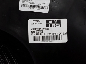 RENAULT Espace V (2014–2026) Tagumise küljeukse polster 829016936R - 2