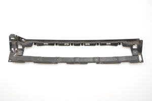 Mercedes Benz S-Class 222 (2013–2020) Tagakaitseraua kinnitus A2228850214 - 3