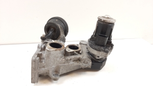  EGR valve 