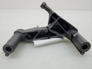 Mercedes Benz C-Class 204 (2007–2014) Muu kinnitus A6460160038 - 2