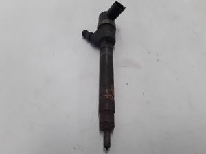  Fuel injector 