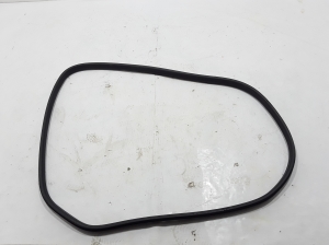  Rear side door sealing rubber 