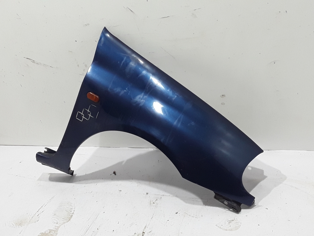 RENAULT Clio 2 generation (1998-2013) Front Right Fender 7701473026 22428742