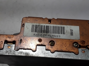 RENAULT Clio II (1998–2005) Radio (head unit) 8200029542 - 4