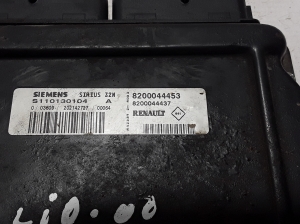 RENAULT Clio II (1998–2005) Motorsteuergerät 8200044453 - 2