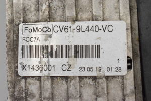 Ford Focus (2011–2018) Vahejahuti radiaator CV619L440VC - 3