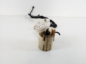 Mercedes Benz E-Class W211 (2002–2009) Kütusepump paagis A2114701694 - 2