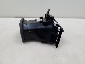 AUDI Q3 F3 (2018–2026) Dashboard air vent grilles 83B820901 - 6