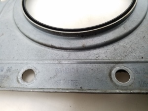 AUDI A4 B8 (2007–2016) Crankshaft seal 06H103171A - 2