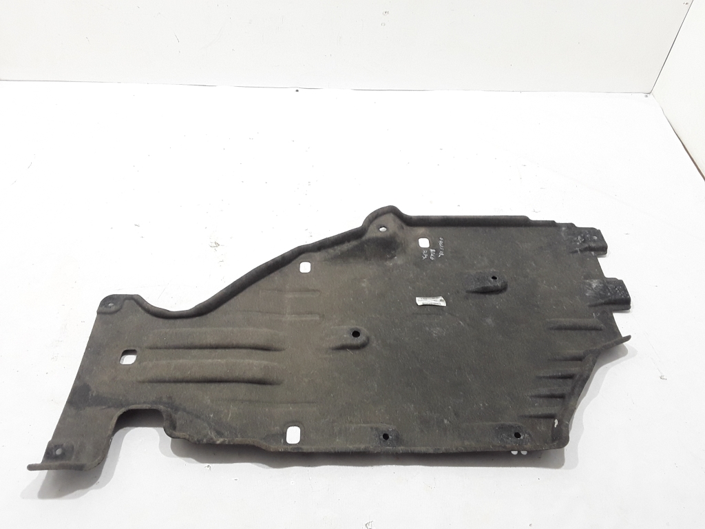 CHRYSLER Pacifica 2 generation (RU) (2016-2023) Rear Middle Bottom Protection 68244845AC 22429345