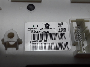 Chrysler Pacifica (2016–2026) UCH plokk 68402176AB - 2