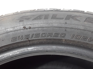Chrysler Pacifica (2016–2026) Rehvid 24550R20 - 2