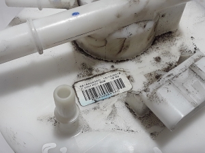 Chrysler Pacifica (2016–2026) Kütusepump paagis 68184243AC - 3