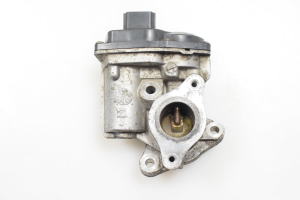  EGR valve 