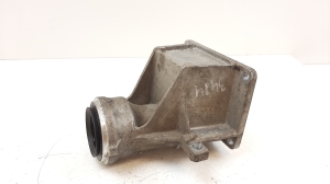   Halter der Antriebswelle vorne  - 7527386 
