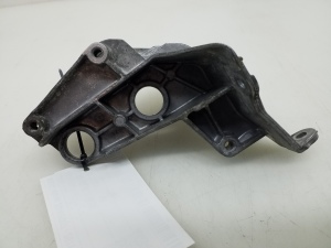 Mercedes Benz C-Class 204 (2007–2014) Muu kinnitus A6460941141 - 4