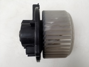 Mitsubishi Galant (1996–2006) Heater blower motor 194009032 - 3
