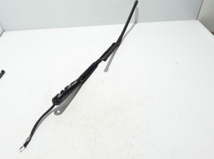  Windshield wiper blade 