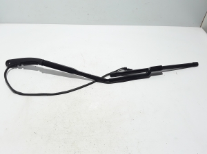  Windshield wiper blade 