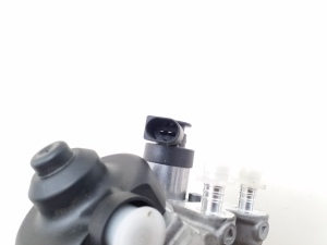 Skoda Superb (2008–2015) Kraftstoffpumpe 03L130755D - 5