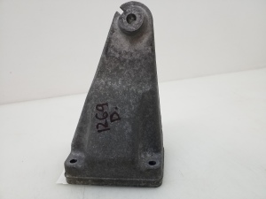 Mercedes Benz C-Class 204 (2007–2014) Engine bracket A6462230704 - 4