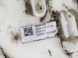 Mercedes Benz E-Class W207 (2009–2017) Kütusepump paagis A2044700794 - 3