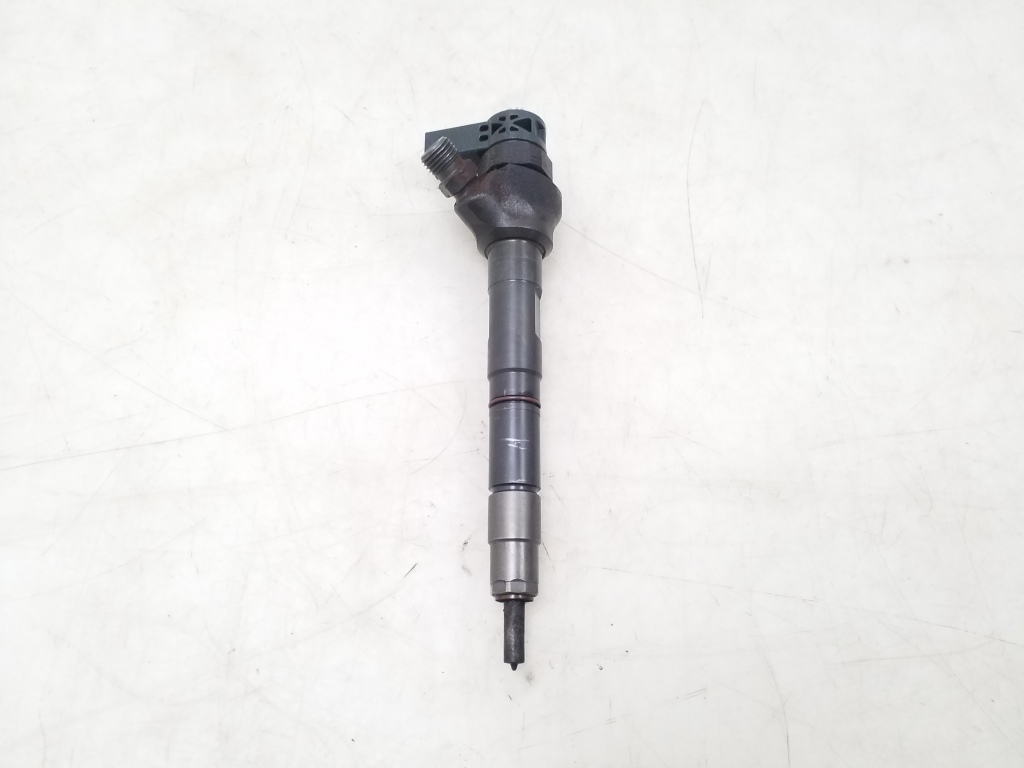 Volkswagen Passat B7 (2010–2014) Injektor Einspritzdüse 03L130277Q Volkswagen Passat B7 (2010–2014) Injektor Einspritzdüse 03L130277Q
