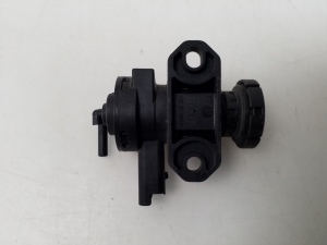 Peugeot 607 (2000–2010) Magnetventil 9635704380 - 2