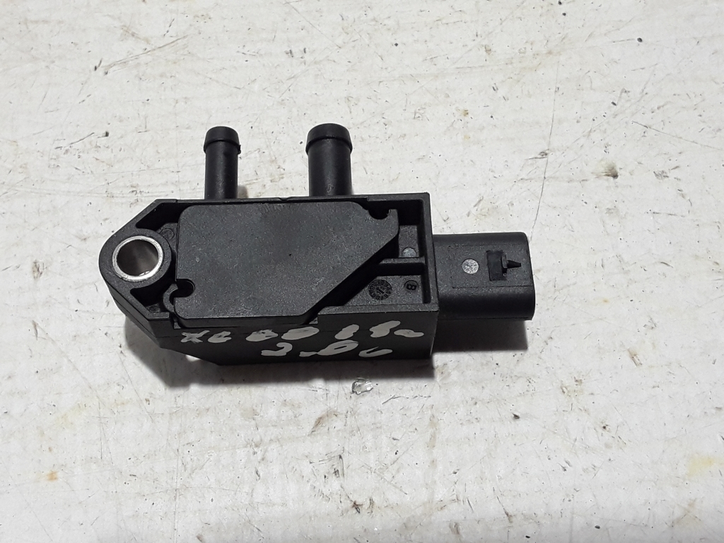 Used VOLVO XC60 Air pressure sensor 30668645