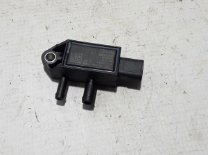  Air pressure sensor 