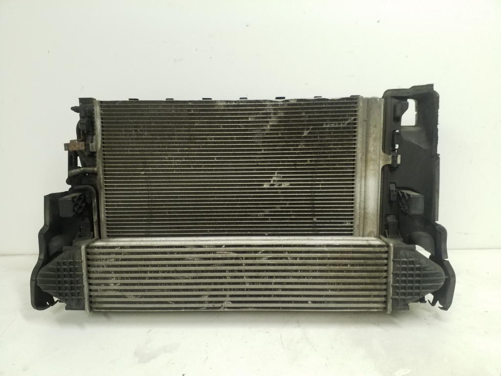 VOLVO S80 2 generation (2006-2020) Cooling Parts 25061044