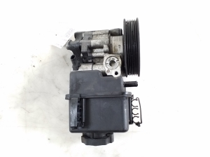  Power steering pump 