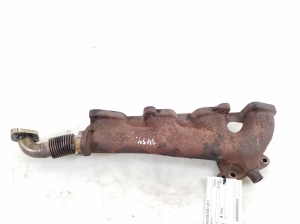  Exhaust manifold 