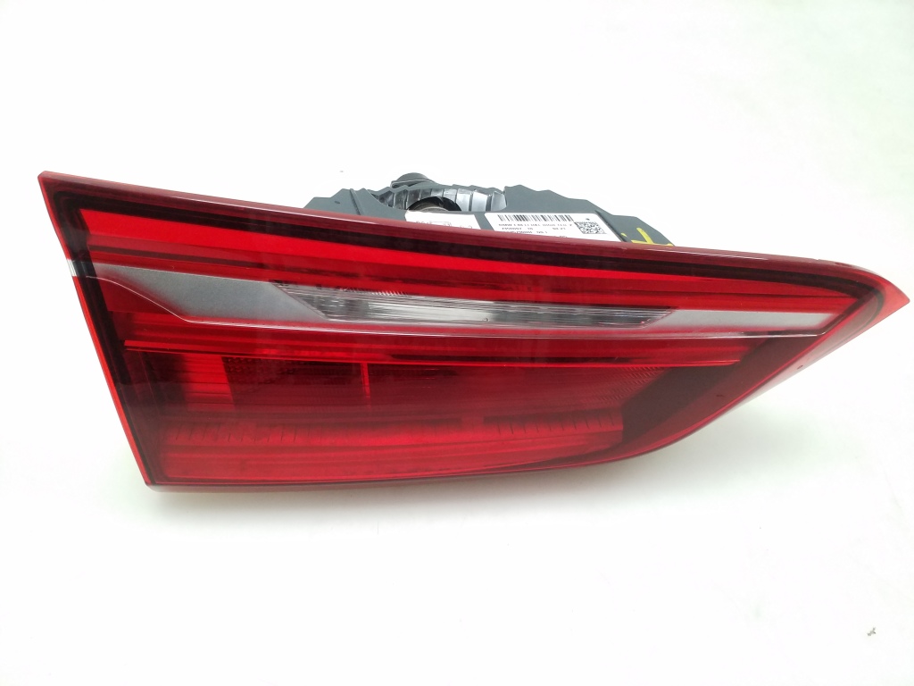 BMW X1 F48/F49 (2015-2023) Left Side Tailgate Taillight 7350697 25062520