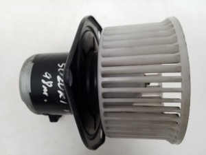 Suzuki Wagon R II (1998–2003) Heizungsgebläsemotor 2825000750 - 3