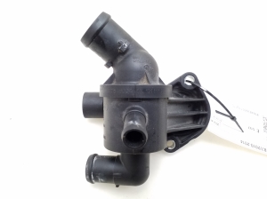 Volkswagen Passat B7 (2010–2014) Kühlmittelthermostat 03L121111AE - 4