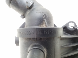 Volkswagen Passat B7 (2010–2014) Kühlmittelthermostat 03L121111AE - 5