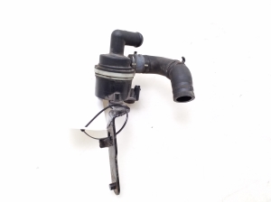 Volkswagen Passat B7 (2010–2014) Zusatzwasserpumpe 5N0965561A