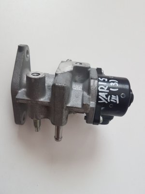  EGR valve 