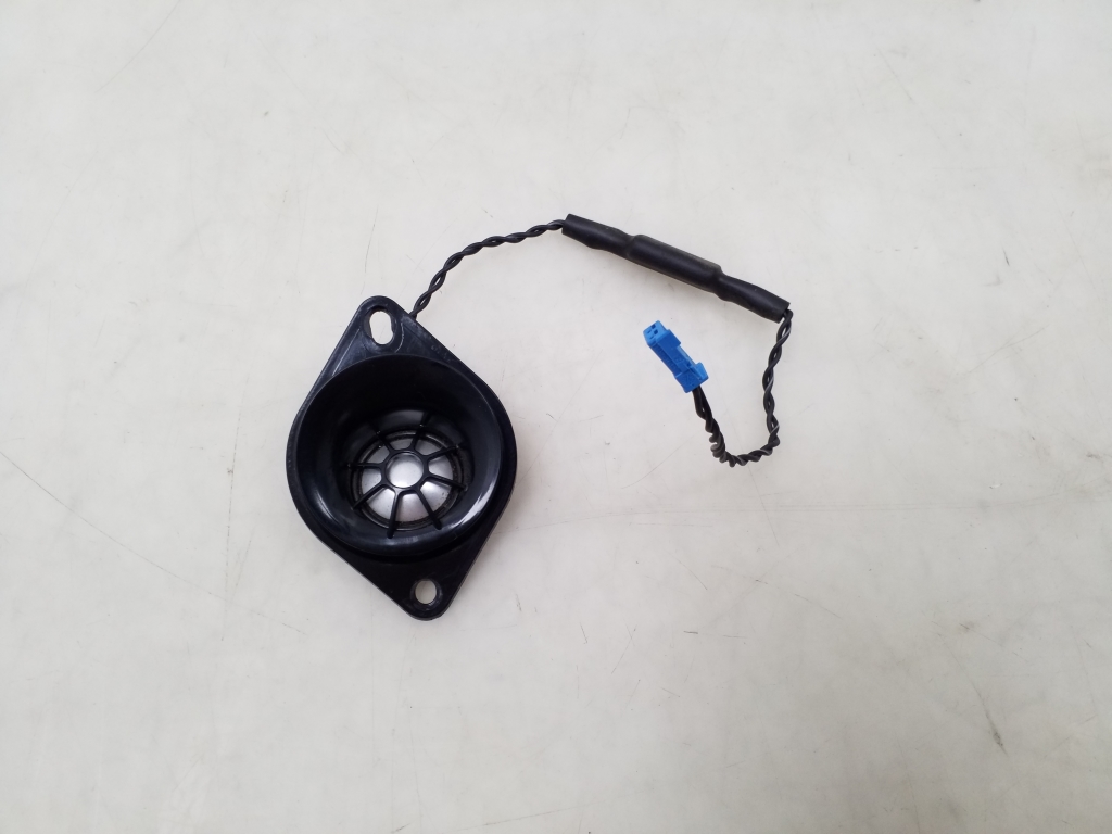 BMW 4 SERIES F32 (2013–2020) Speaker 9226358 BMW 4 SERIES F32 (2013–2020) Speaker 9226358