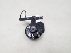 Mercedes Benz E-Class W211 (2002–2009) Hupe 703881165 - 2