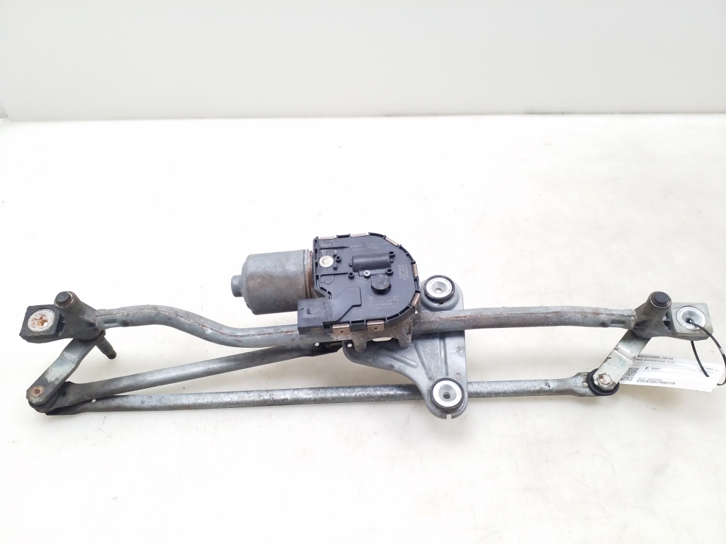 Used VOLVO S80 Windshield wiper mechanism and its details