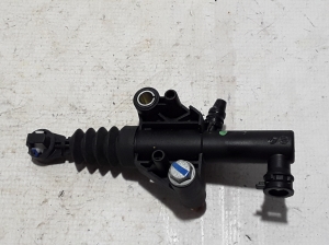 RENAULT Trafic III (2014–2022) Clutch slave cylinder 306104577R - 3