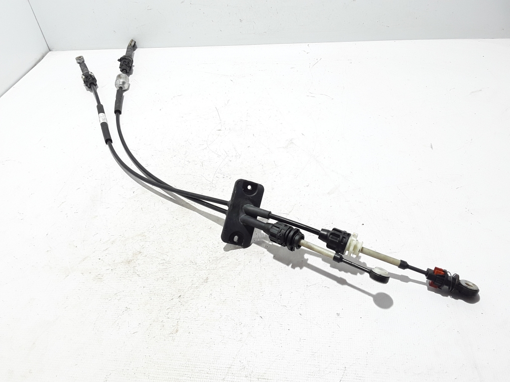 Used RENAULT Trafic Gear shift cable 349359296R