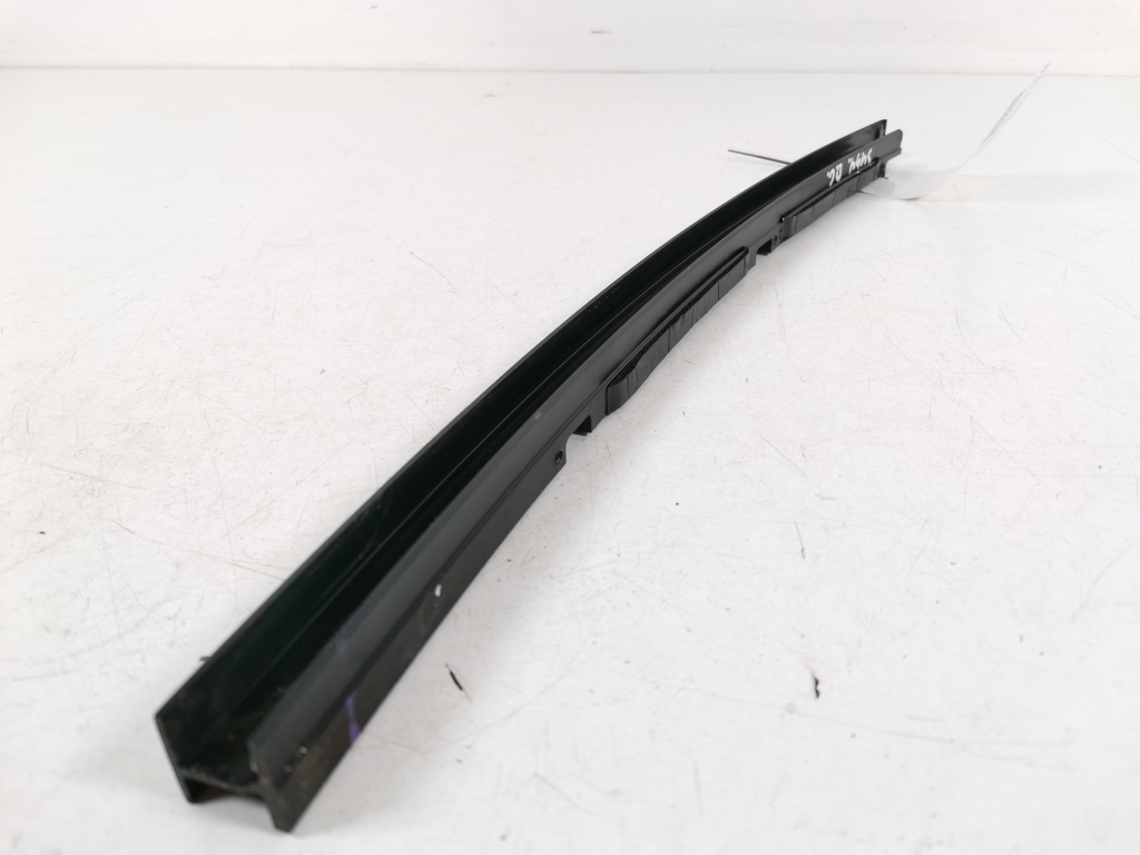 MERCEDES-BENZ C-Class W204/S204/C204 (2004-2015) Rear door glass rail A2047301219 21026061